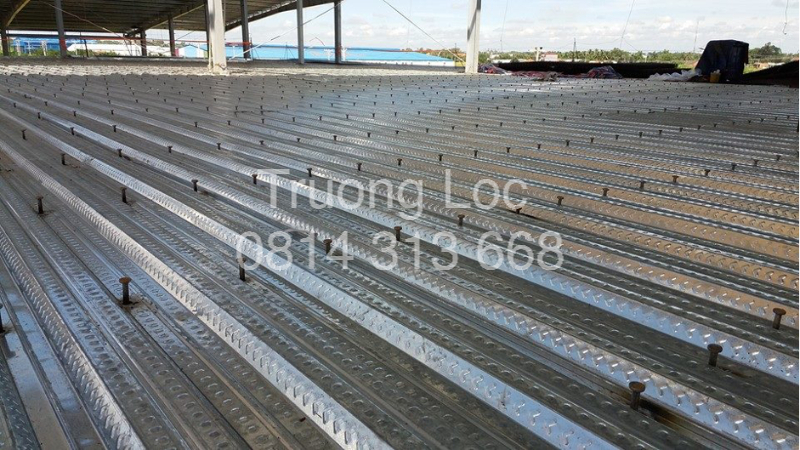 Báo giá đinh chống cắt sàn deck mới nhất 