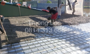 Đổ bê tông sàn deck – Quy trình chuẩn kỹ thuật và những lưu ý quan trọng