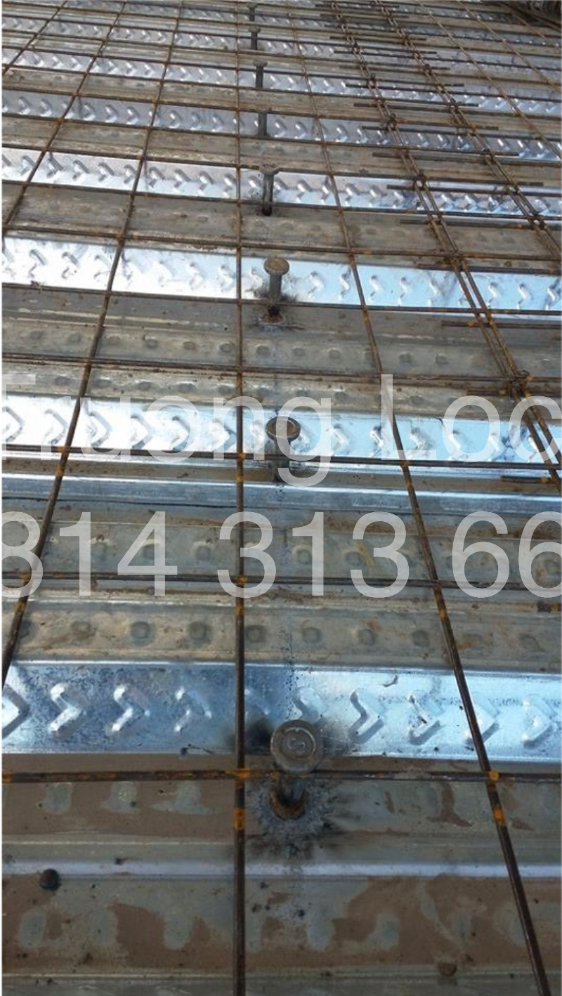 Giá đinh chống cắt sàn deck mới nhất và cách chọn đúng chủng loại