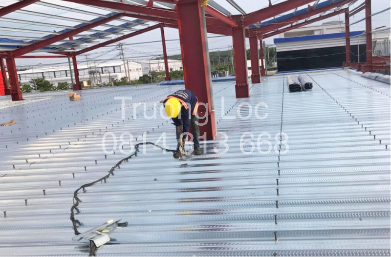 Giá sàn deck tại Hà Nội – Báo giá mới nhất, chi tiết & minh bạch từ Trường Lộc Steel