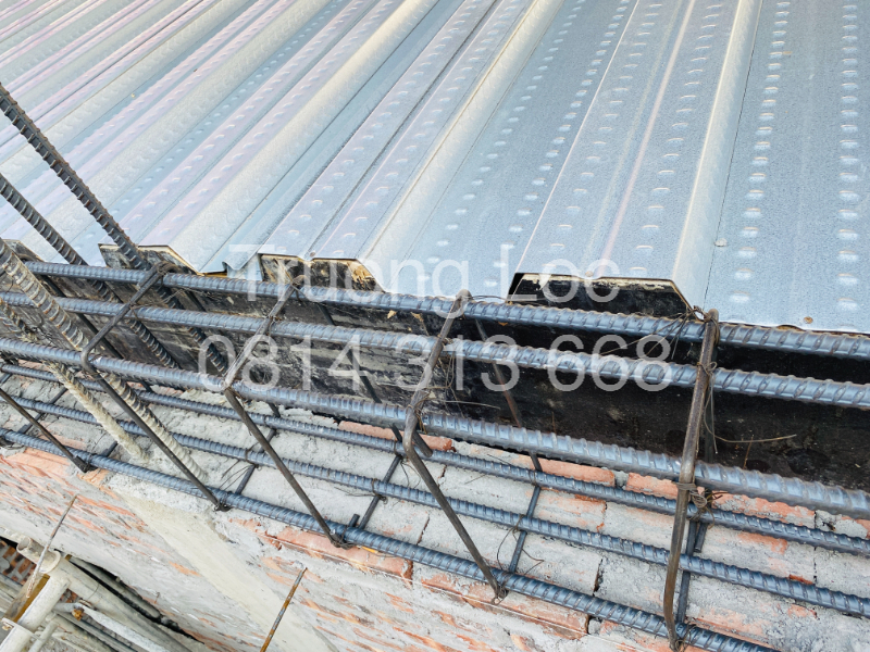 Sàn deck đổ bê tông dày bao nhiêu là hợp lý và tiêu chuẩn?