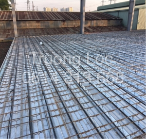 Tôn đổ sàn deck – Giải pháp lý tưởng cho sàn bê tông hiện đại